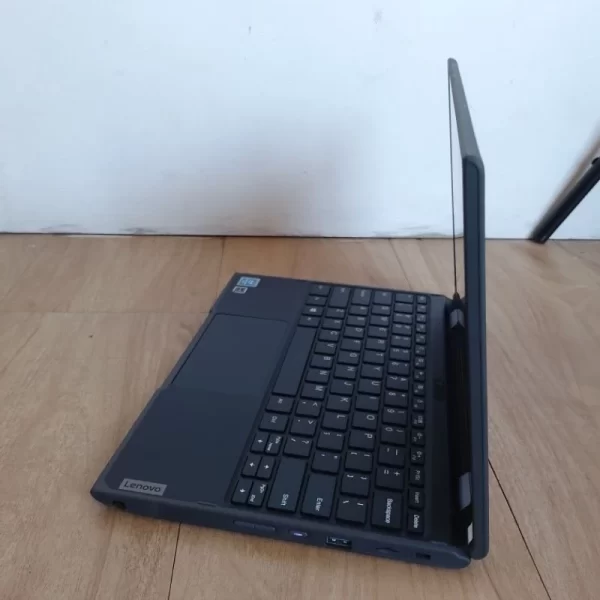 Lenovo 300e 2nd - Image 4